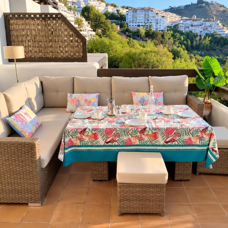 Dreamy sunrise at Marina Playa - Deluxe Apartment - 4