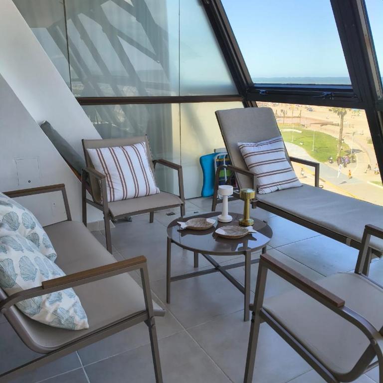 Oceanfront apartment - Three-Bedroom Apartment - 5