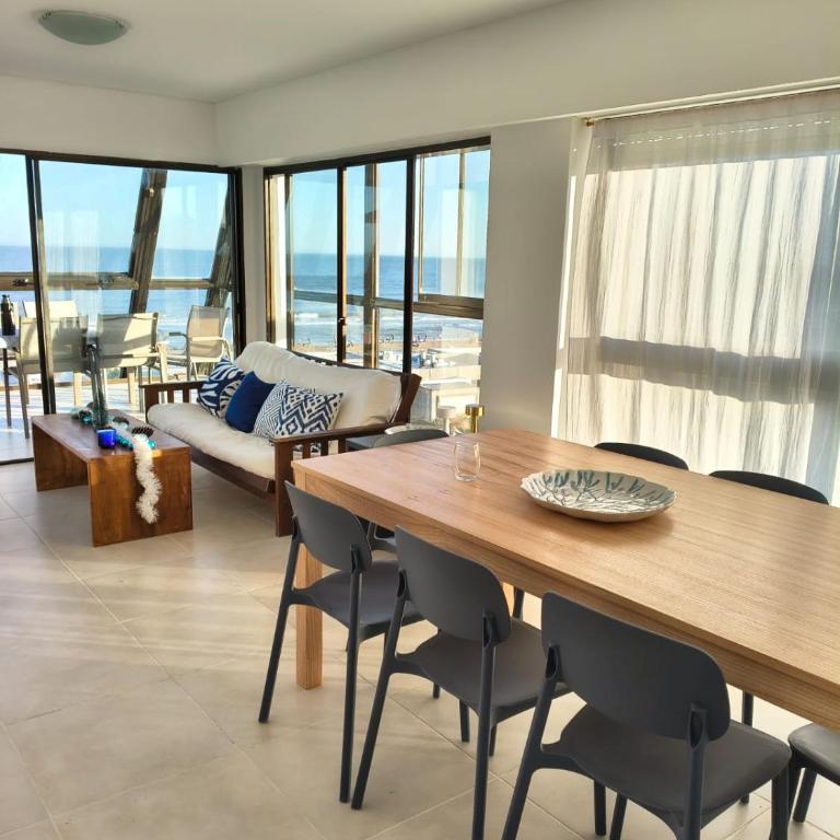 Oceanfront apartment - Three-Bedroom Apartment - 6