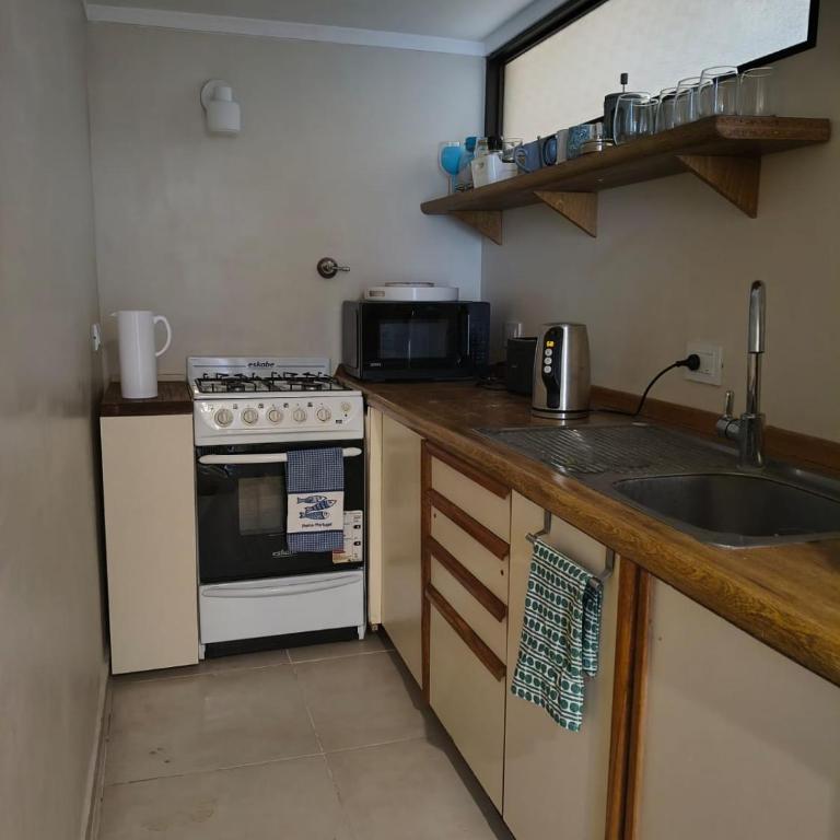 Oceanfront apartment - Three-Bedroom Apartment - 14