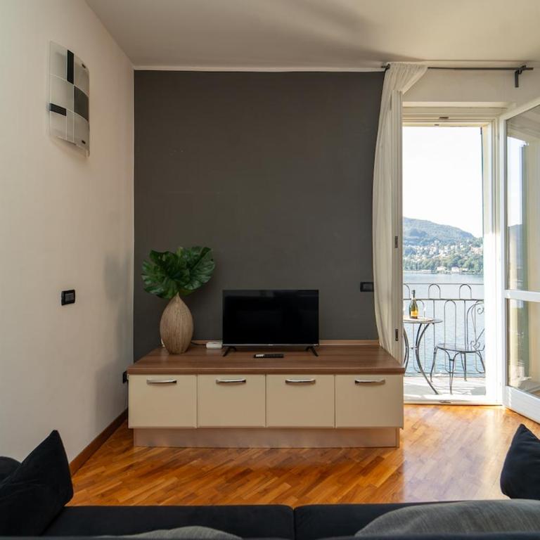 Dolce Vita cozy Apartament lakefront with a view - Apartment mit 2 Schlafzimmern - 20