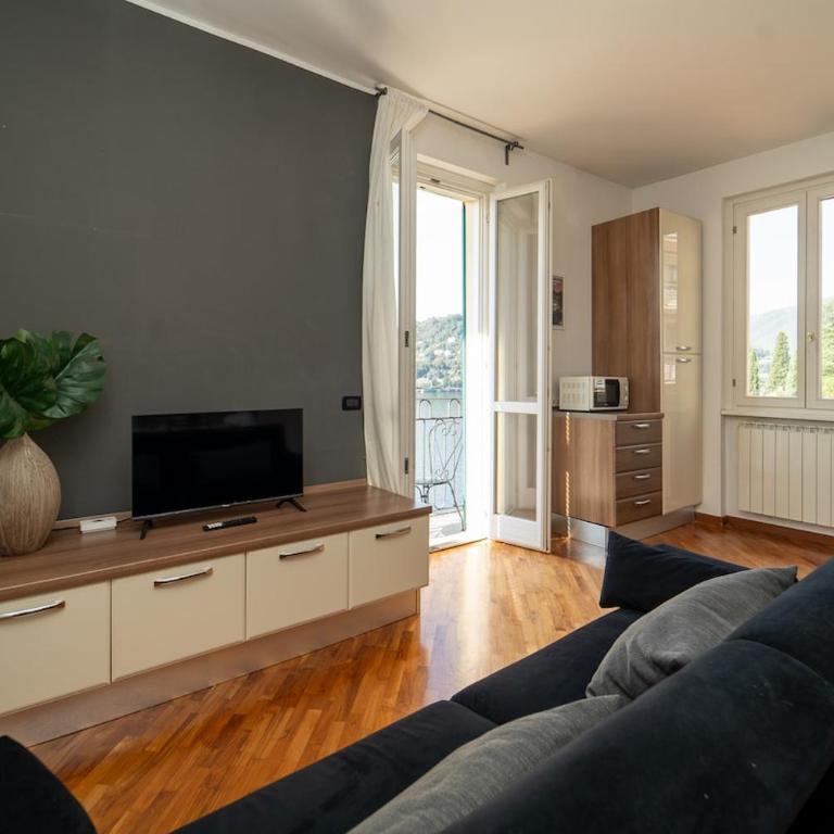 Dolce Vita cozy Apartament lakefront with a view - Apartment mit 2 Schlafzimmern - 23