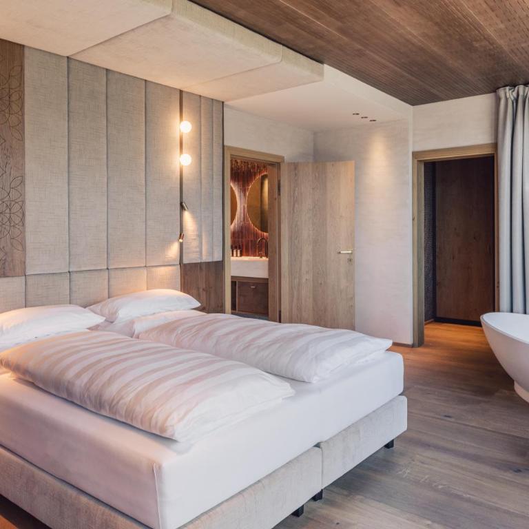 Hotel Schöne Aussicht - Suite mit Sauna - 4
