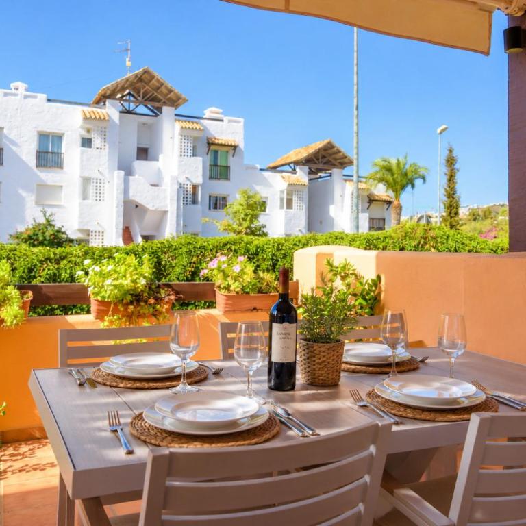 Casares del Sol 2479 Golf & Beach - Apartamento con terraza - 3
