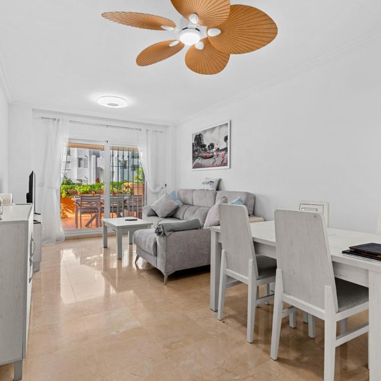 Casares del Sol 2479 Golf & Beach - Apartamento con terraza - 5