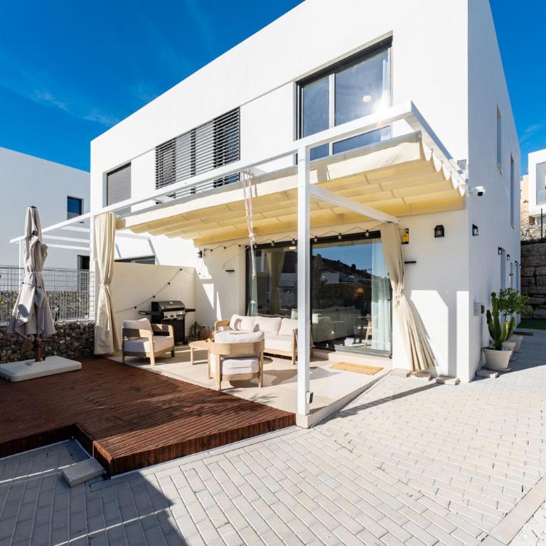 Luxury 4Bed Villa in Mijas, Sea View, Pool - Ferienhaus mit 4 Zimmern - 1