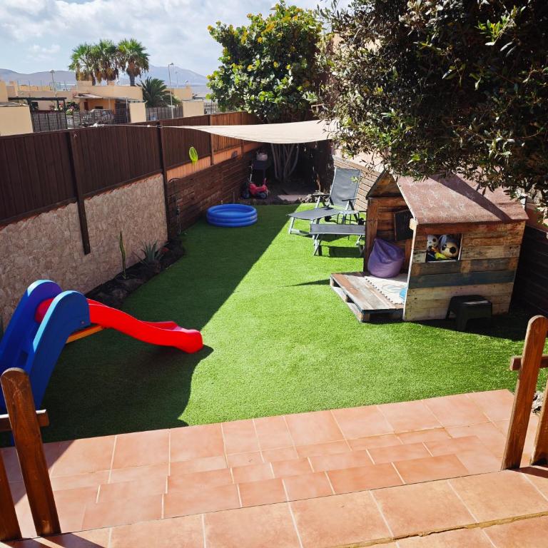 Book Jet - Casa Good Luck Jardin y Wifi - Villa mit 2 Schlafzimmern - 4