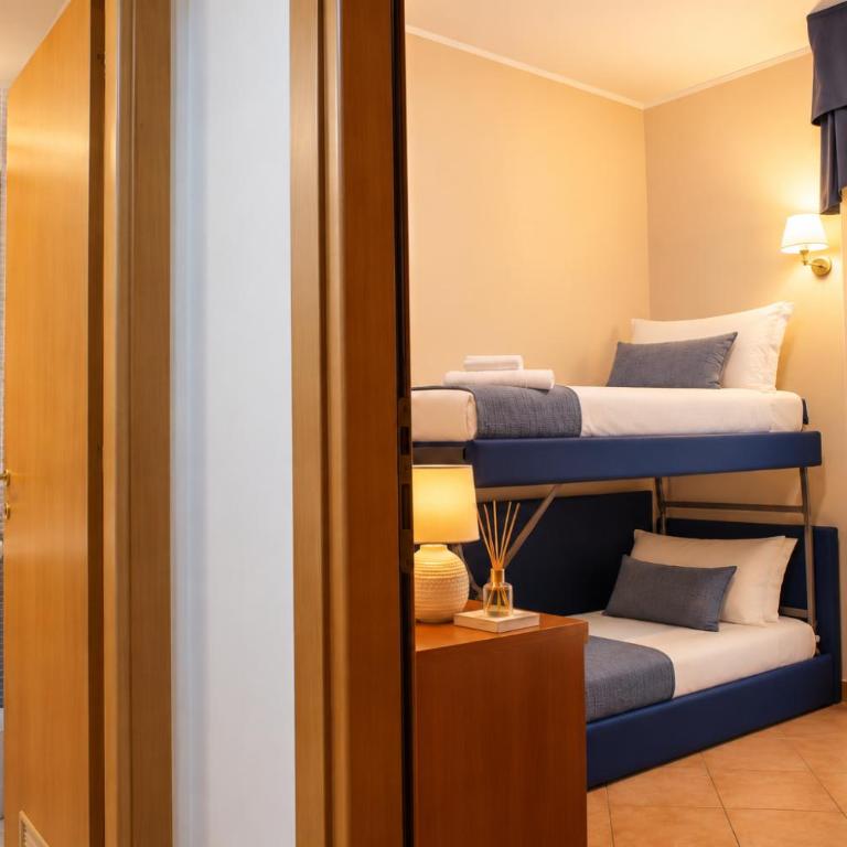 Hotel Jole - Camera Familiare - 9