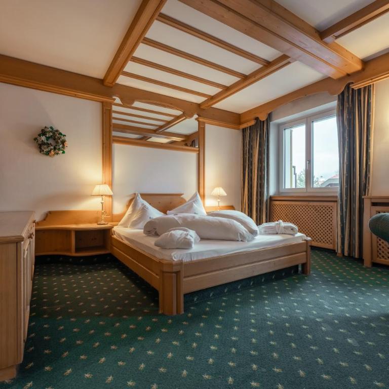 Ferien & Wellnesshotel Windschar - Suite with extra Single Bed - Annex - 4