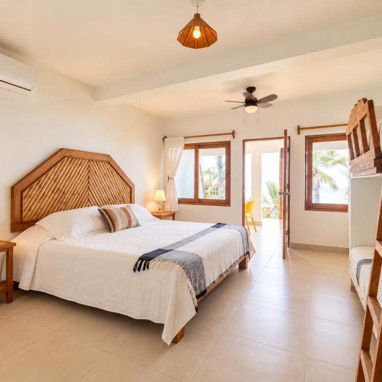 Mancora Beach Hotel - Family Room with Sea View - 2