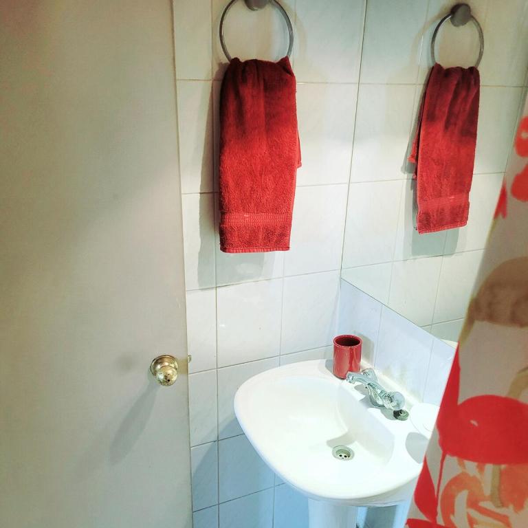 En el corazon de Santiago, 2 cuadras de La Moneda - Two-Bedroom Apartment - 15