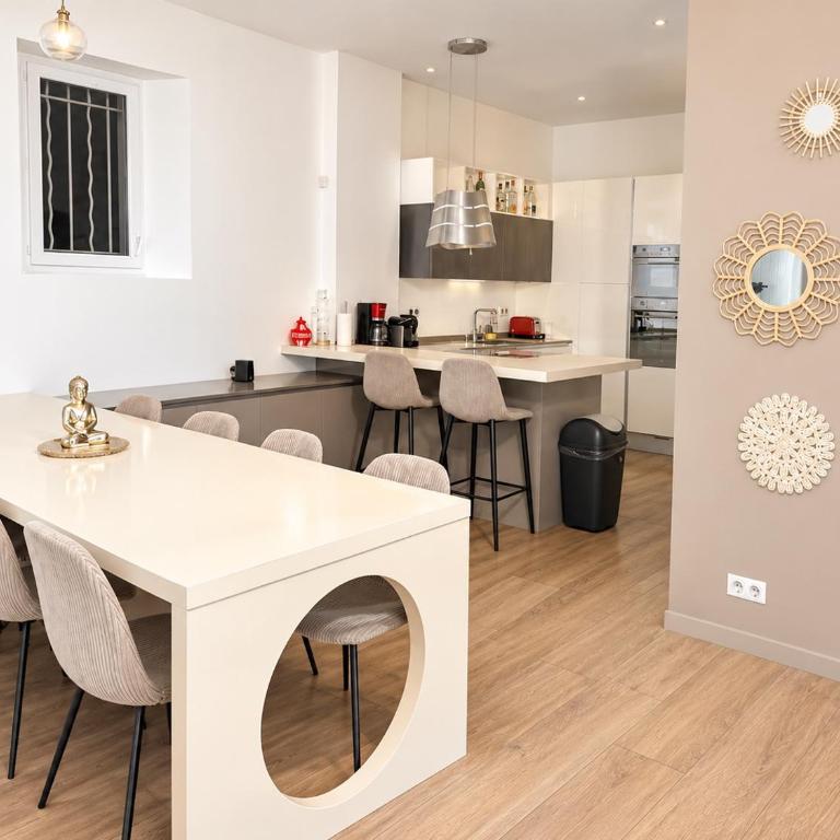 Villa QUEEN Marseille avec jardin, piscine et spa chauffé interieur - 15 couchages - Villa - 9