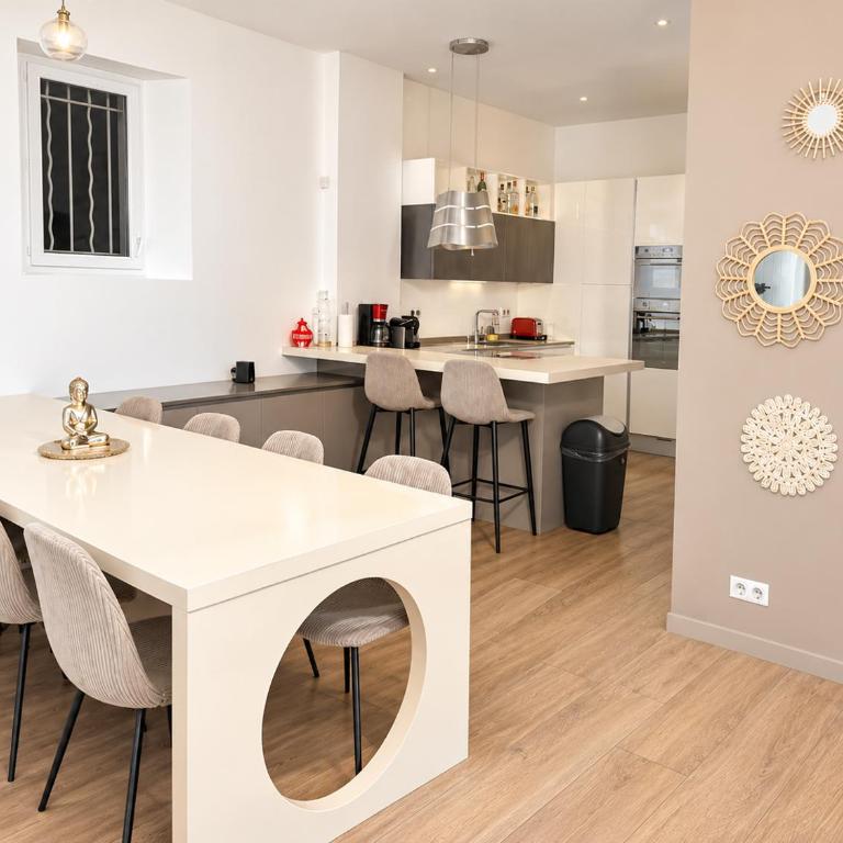 Villa QUEEN Marseille avec jardin, piscine et spa chauffé interieur - 15 couchages - Villa - 2