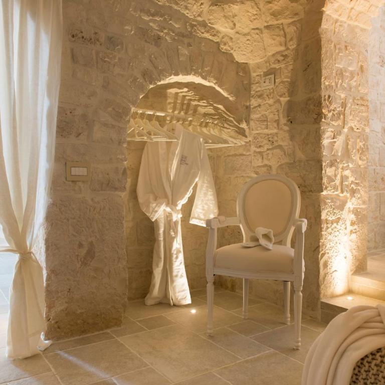 Trulli Resort - Suite King con Vista Piscina - 10