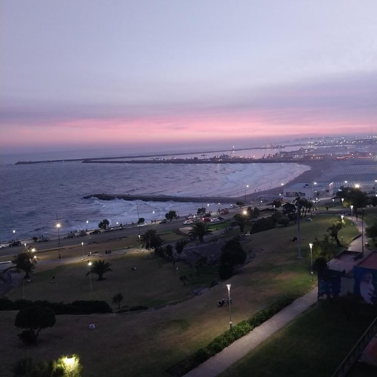 Excepcional Parque y Playa Grande - Apartamento de 1 dormitorio - 18