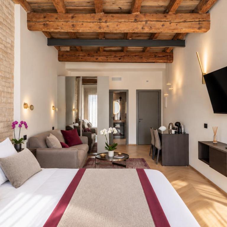 Palazzo Carpe Diem exclusive Suites in the heart of Prato della Valle - Monolocale con Balcone - 15