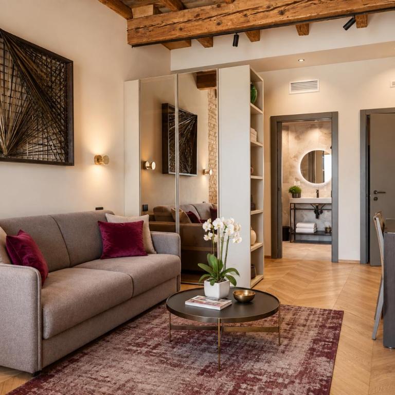 Palazzo Carpe Diem exclusive Suites in the heart of Prato della Valle - Monolocale con Balcone - 16