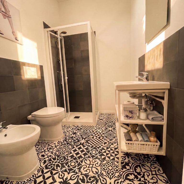 Casa Reale - Appartamento con 2 Camere da Letto - 8