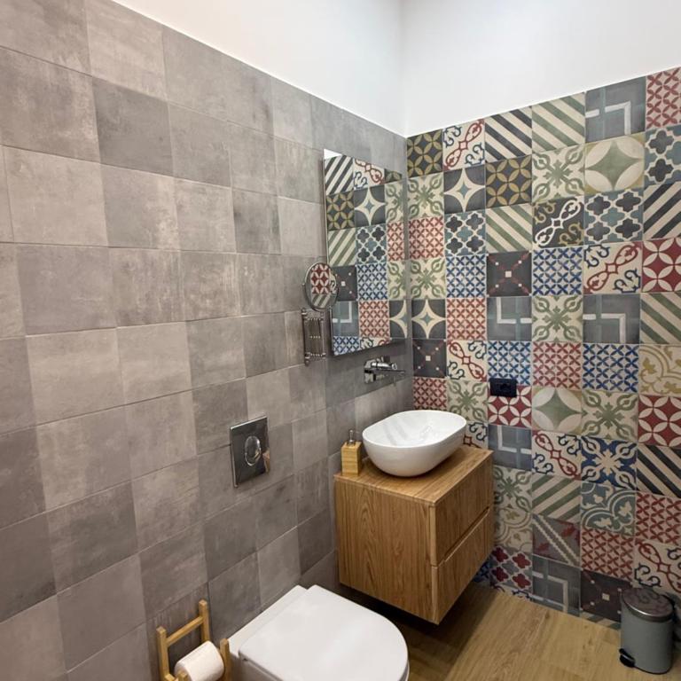 Domus San Gregorii - Camera Matrimoniale con Bagno Privato - 2