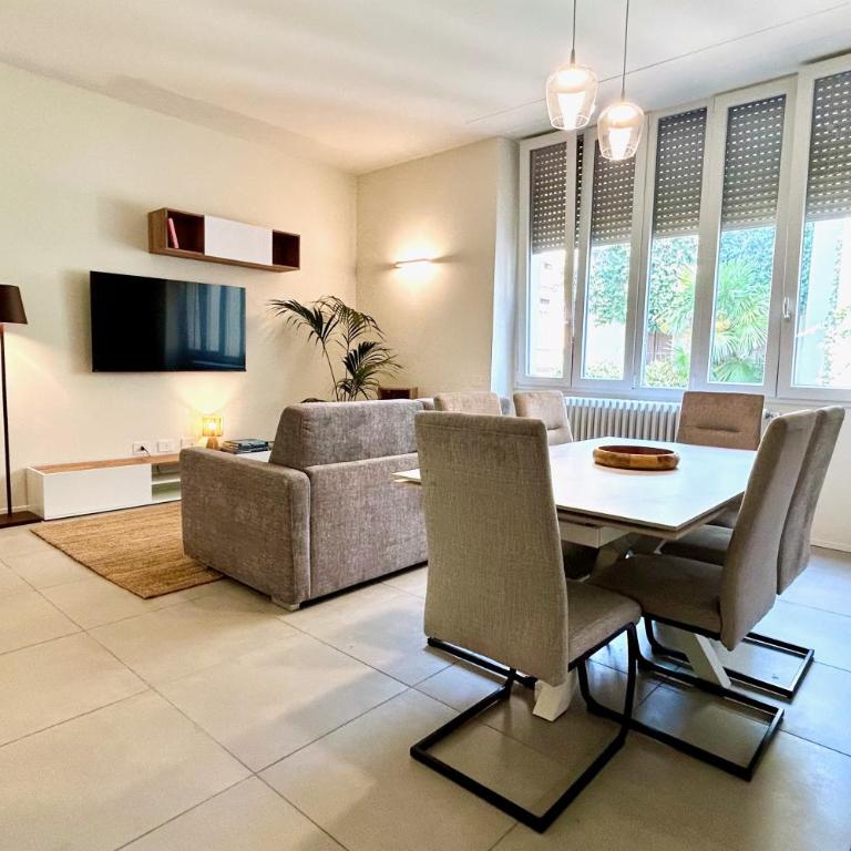 Rovelli 61 apartment 3 Como - Appartamento con 2 Camere da Letto - 1
