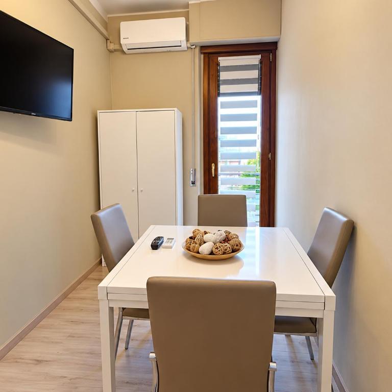 Easy Apartments Roma San Giovanni - Appartamento con 2 Camere da Letto - 5