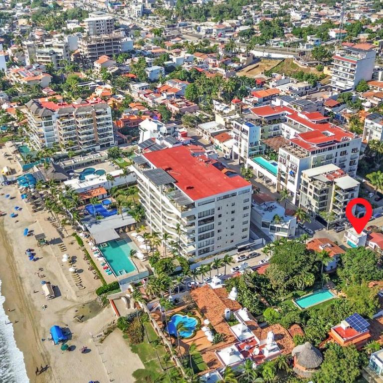 Madison - 99 Steps to Beach in Golden Zone - Apartamento - 7