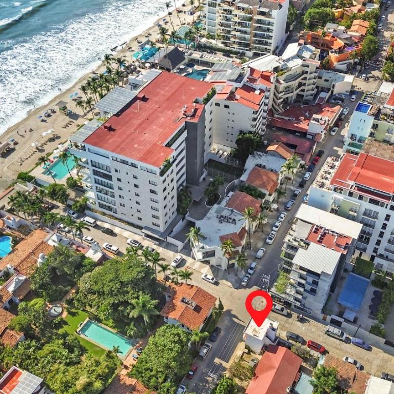 Madison - 99 Steps to Beach in Golden Zone - Apartamento - 9