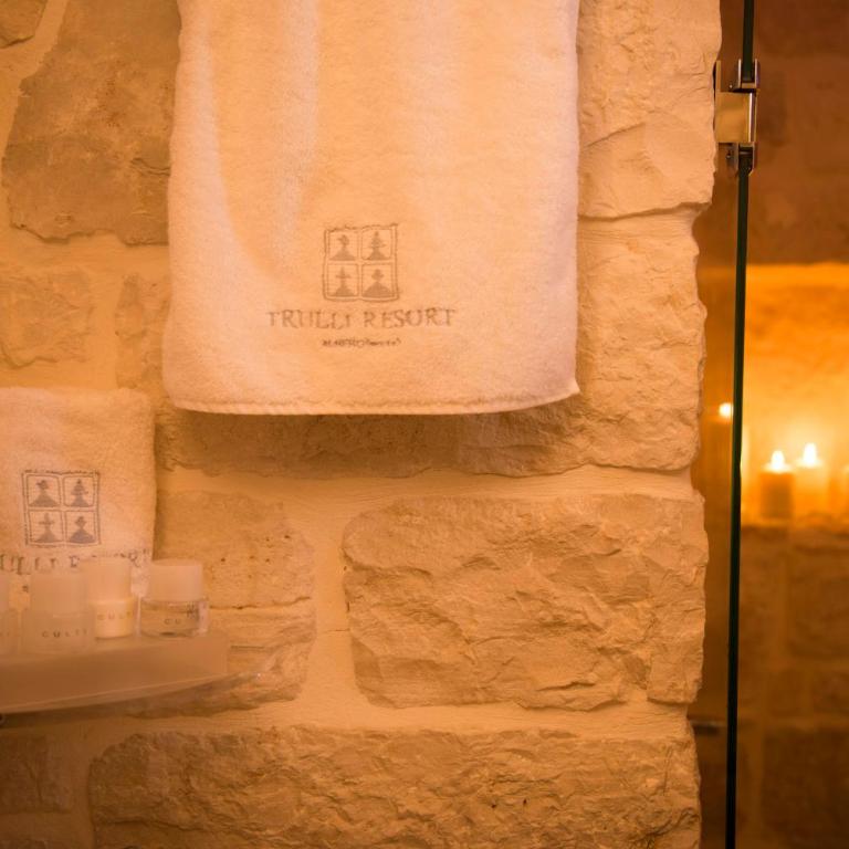 Trulli Resort - Junior Suite con Vista Piscina - 5