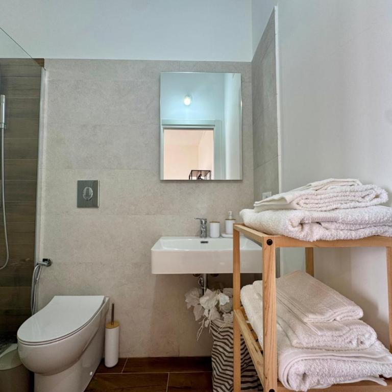 FronteDuomo - Appartamento con 2 Camere da Letto - 29