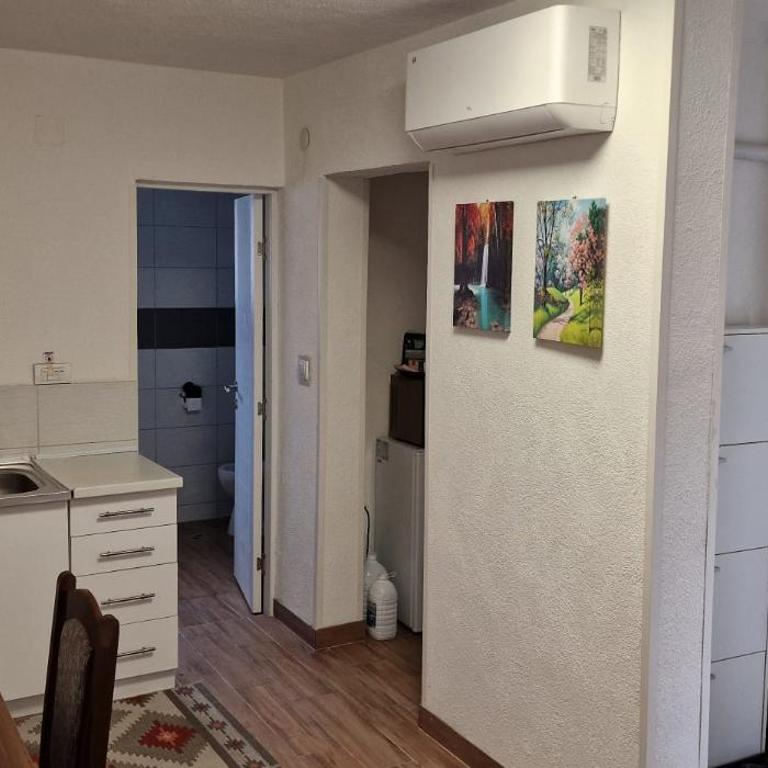 Ilidža Access House - Kuća sa 1 Spavaćom Sobom - 6