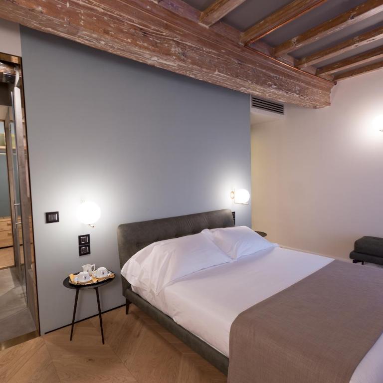 Hotel Silla - Camera Tripla Premium - 1