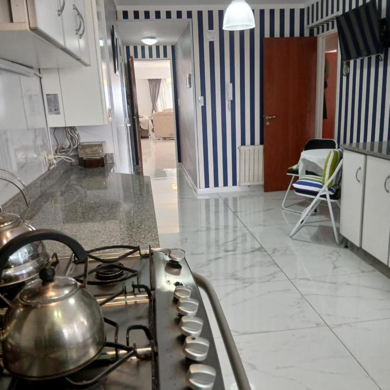 Excepcional Parque y Playa Grande - Apartamento de 2 dormitorios - 1