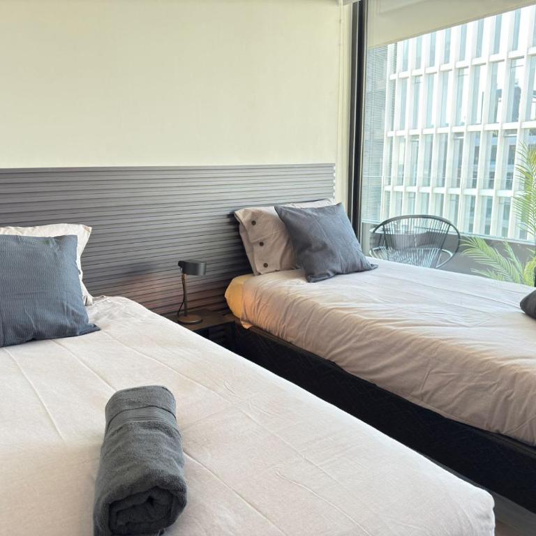 HOM 2bed with breakfast and terrace floor 10 Alto LasCondes - Apartment - 50