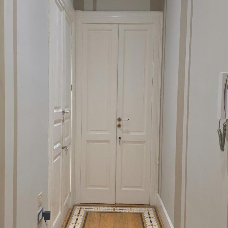 Alma Grande ROOMS - Appartamento con 3 Camere da Letto e con Balcone - 4