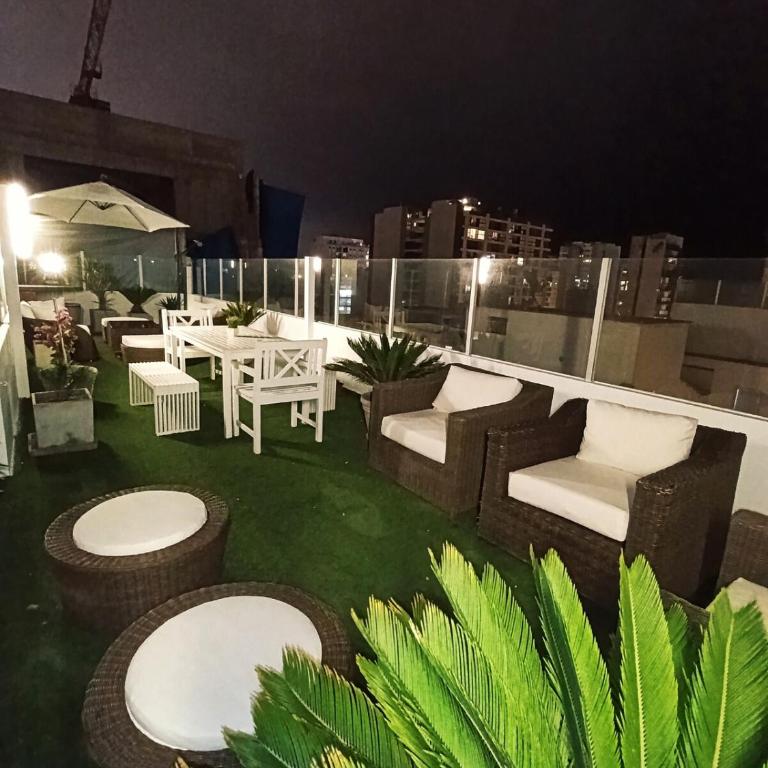 Triplex con piscina en miraflores 5 habitaciones - Apartamento - 16