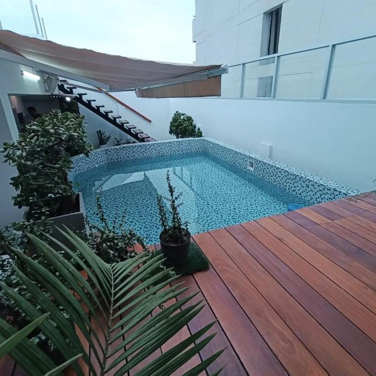 Triplex con piscina en miraflores 5 habitaciones - Apartamento - 42