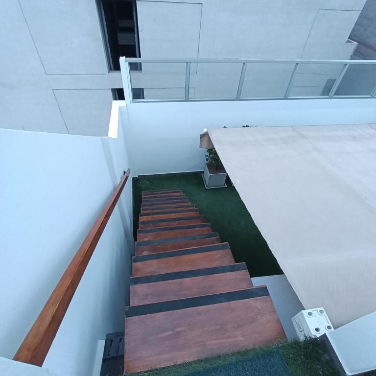 Triplex con piscina en miraflores 5 habitaciones - Apartamento - 88