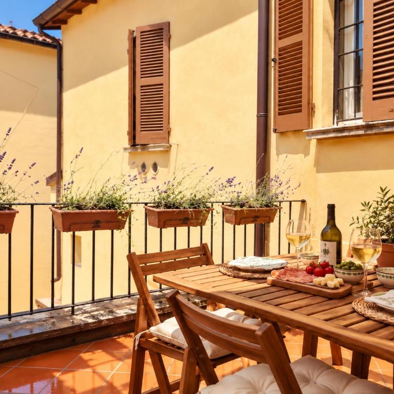Green House Historic Centre - Two-Bedroom Apartment - 2