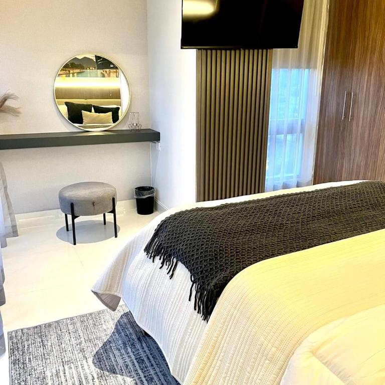 Experience the best location on Paseo Santa Lucia - Apartment mit 3 Schlafzimmern - 40