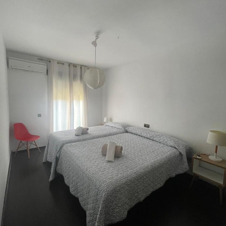 Casa adosada con piscina a 5 minutos de la playa . - Casa de 3 dormitorios - 22