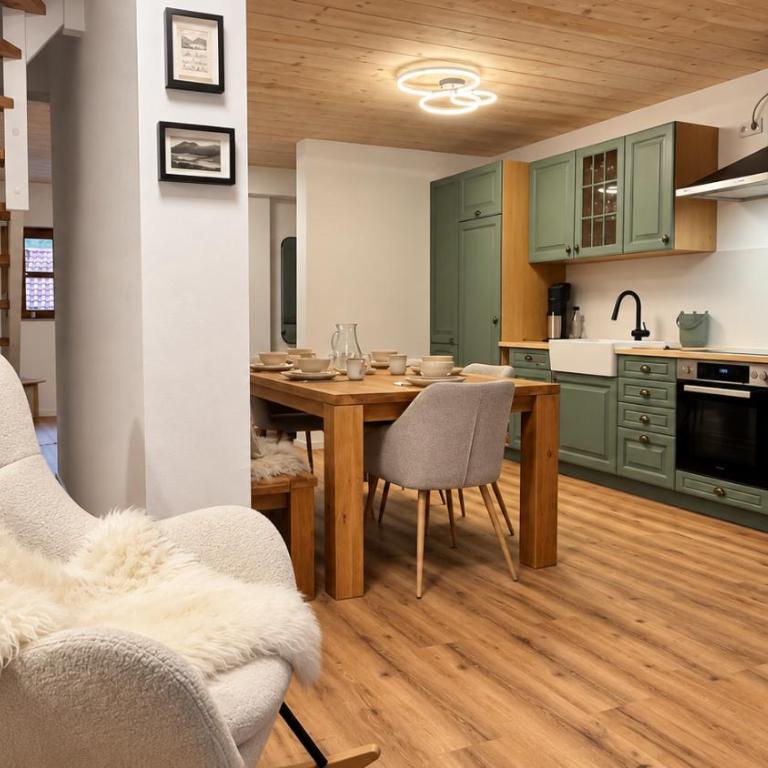 Großzügige Wohnung in historischem Anwesen am See - Apartamento de 2 dormitorios - 1