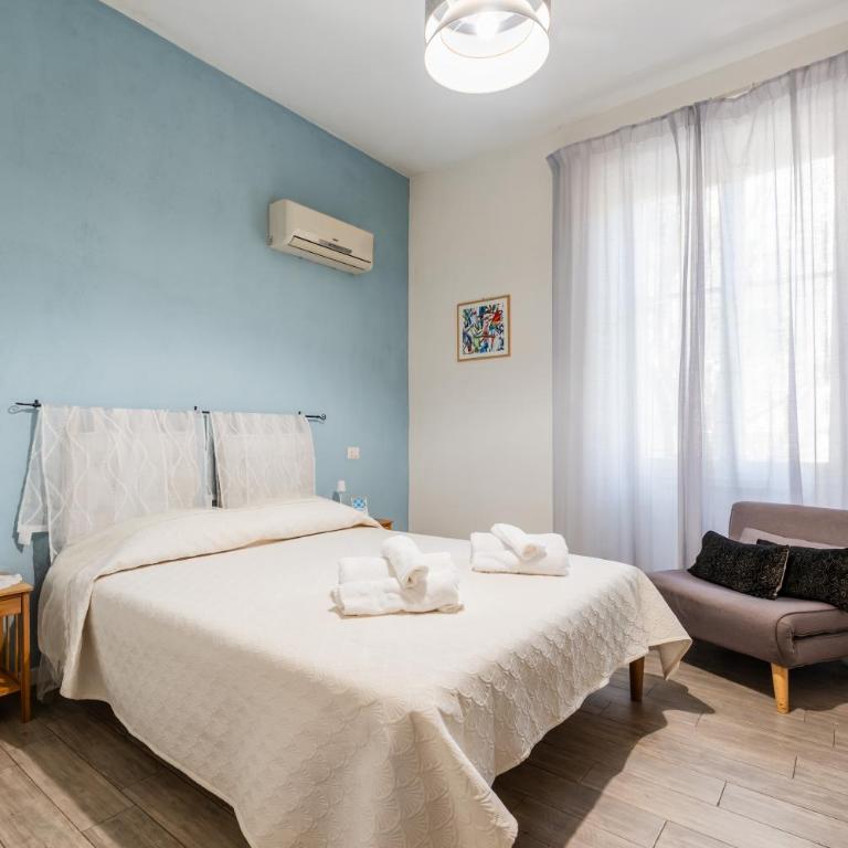 Iola Rooms Cagliari - Camera King - 2