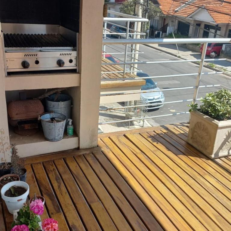 Apartamento zona La Perla a metros de la playa con balcon terraza y parrilla - Apartamento de 2 dormitorios - 9