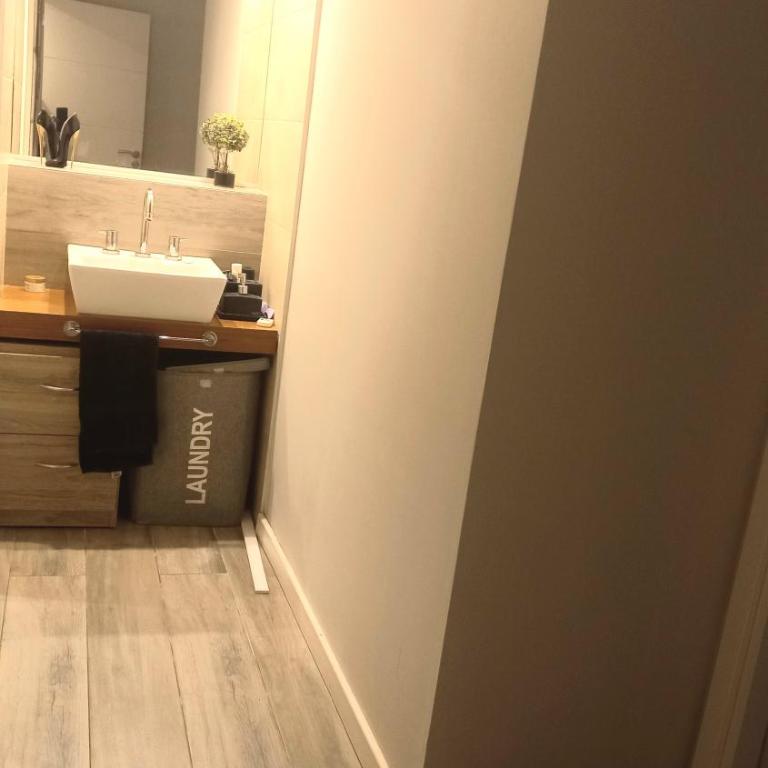 Apartamento zona La Perla a metros de la playa con balcon terraza y parrilla - Apartamento de 2 dormitorios - 15