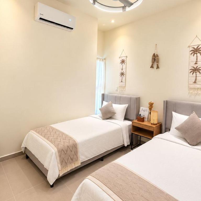 Casa 2 Niveles con 3 Albercas a 10 min de 5ta avenida y Playa - Casa de 3 dormitorios - 7