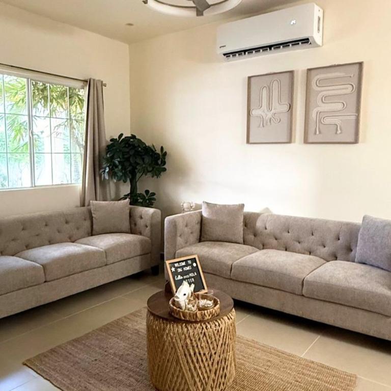 Casa 2 Niveles con 3 Albercas a 10 min de 5ta avenida y Playa - Casa de 3 dormitorios - 14