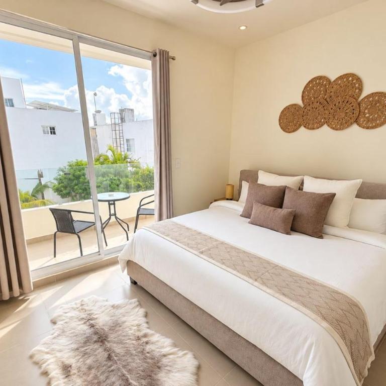 Casa 2 Niveles con 3 Albercas a 10 min de 5ta avenida y Playa - Casa de 3 dormitorios - 40