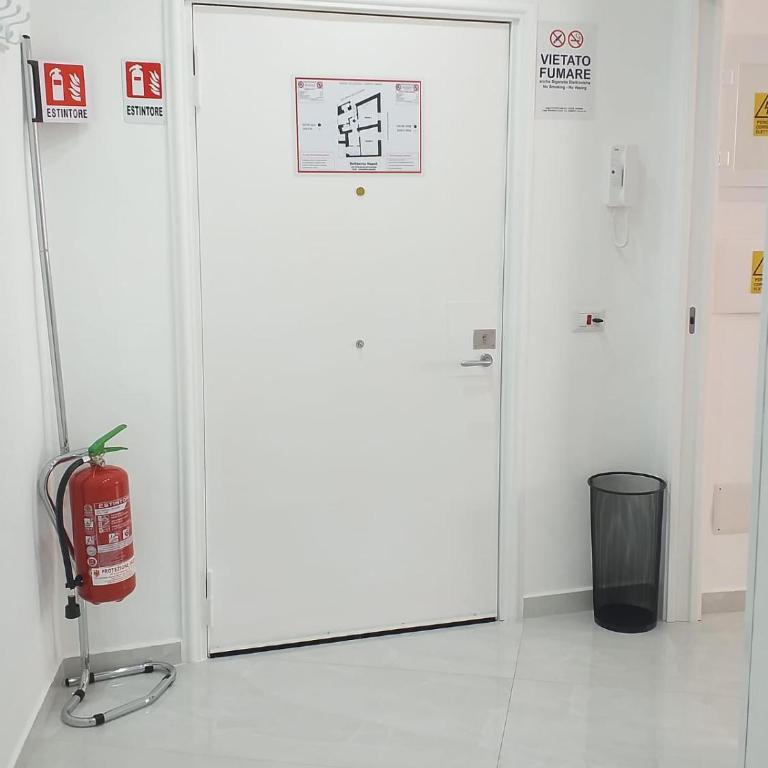 Bellissima Napoli - Appartamento con 2 Camere da Letto - 23