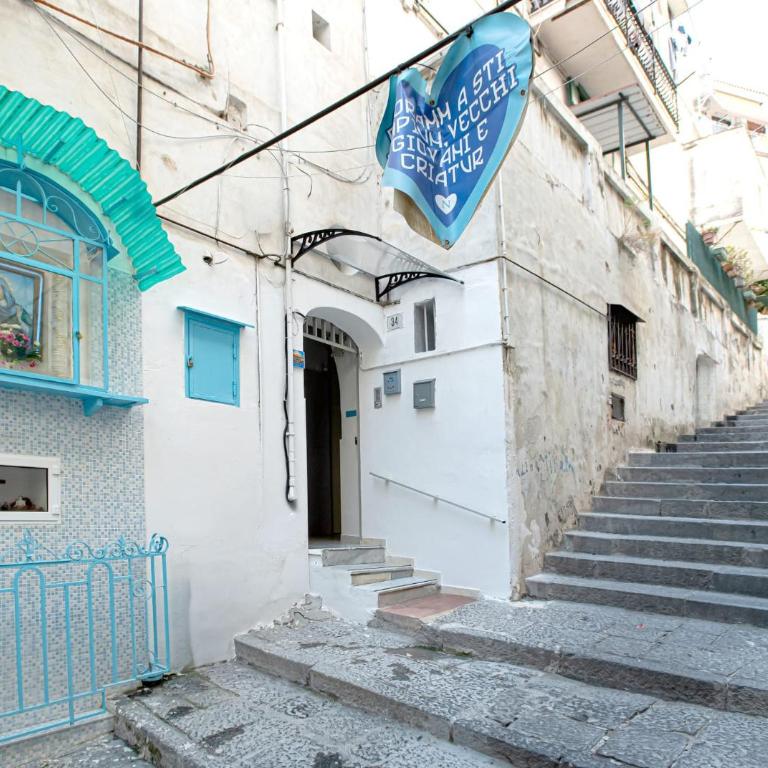 Bellissima Napoli - Appartamento con 2 Camere da Letto - 48