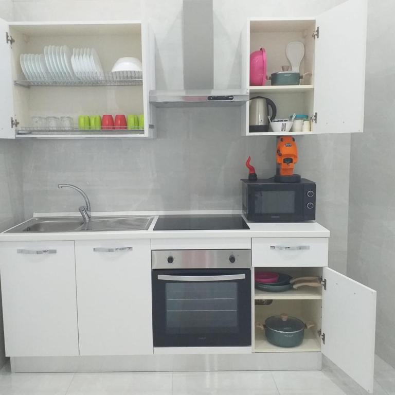 Bellissima Napoli - Appartamento con 2 Camere da Letto - 16